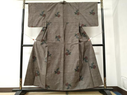平和屋着物●本場大島紬 9マルキ 舞花文 正絹 逸品 CABB4221yc