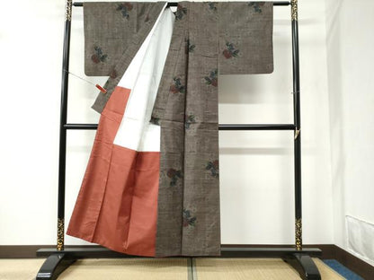 平和屋着物●本場大島紬 9マルキ 舞花文 正絹 逸品 CABB4221yc