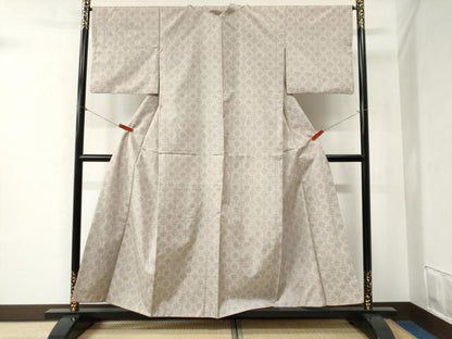 平和屋着物●本場大島紬 白大島 7マルキ 網目菱花文 正絹 逸品 CABB4318yc
