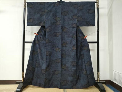 平和屋着物●本場結城紬 重要無形文化財 80亀甲 霞草花文 正絹 逸品 CABB4319yc