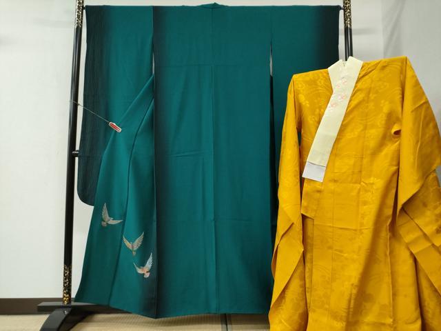 平和屋着物●染色作家 斉藤三才 振袖・長襦袢セット 三才鳥 暈し染め 金彩 半衿刺繍 正絹 逸品 CABB4354yc