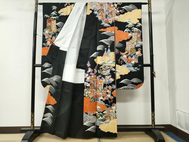 平和屋着物●豪華振袖 駒刺繍 雲取り御所車籬草花文 黒地 金彩 正絹 逸品 CABB4369yc