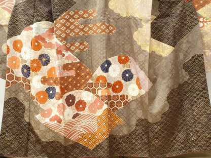 平和屋着物●豪華振袖・長襦袢セット　駒刺繍　吉祥花唐草文　金彩　正絹　逸品　CABB4378yc