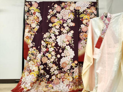 平和屋着物●豪華振袖・長襦袢セット　草花文　暈し染め　金彩　やまと誂製　半衿刺繍　正絹　逸品　CABB4383yc