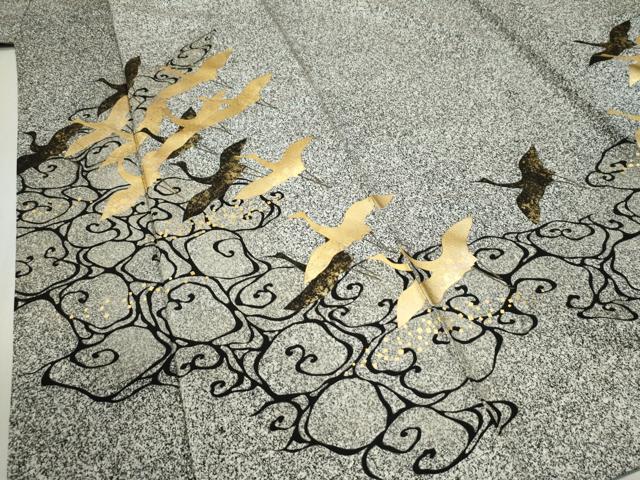 平和屋着物●訪問着 流水飛鶴文 たたき染め 黒地 金彩 ロング丈 正絹 逸品 CABB4405yc