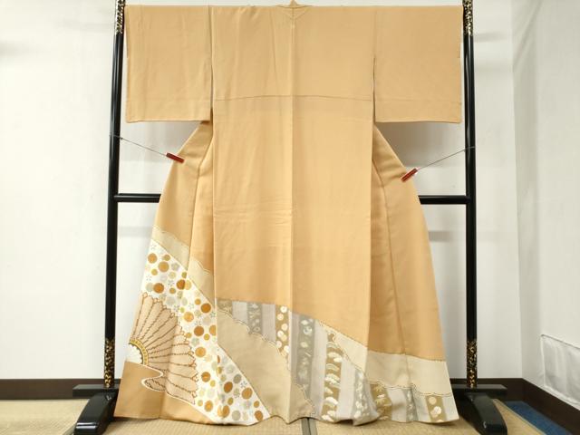 平和屋着物●豪華色留袖　駒刺繍　雪輪舞花文　金彩　正絹　逸品　CABB4433yc