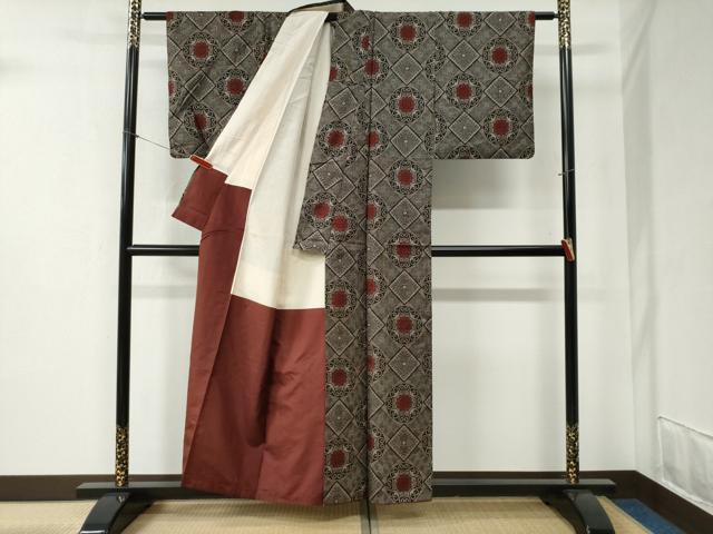 平和屋着物●本場大島紬　龍郷絣　正絹　逸品　CABB4436yc