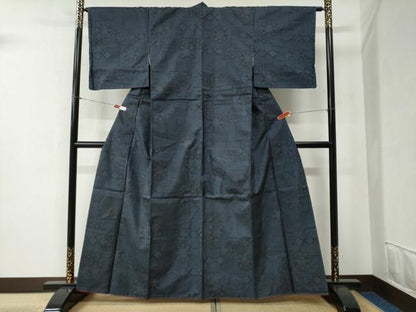平和屋着物●本場大島紬 7マルキ 色紙重ね吉祥花文 正絹 逸品 未使用 CABB4464yc