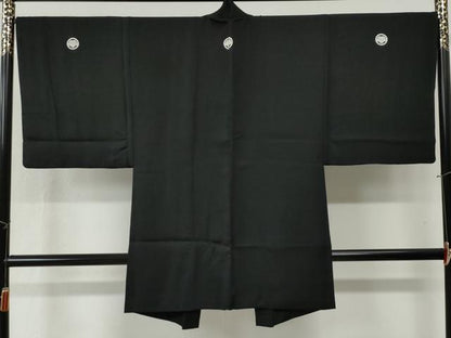 平和屋着物●男性　黒紋付　羽織セット　作家物　羽裏：風景文　正絹　逸品　CABB4476yc
