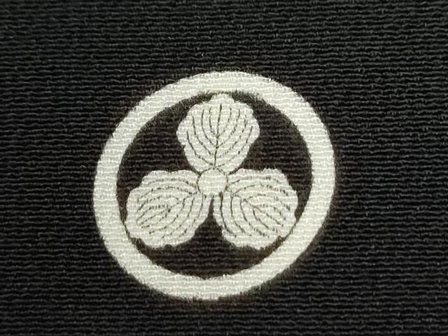 平和屋着物●創業460年・千總　黒留袖　駒刺繍　束ね熨斗宝尽くし花唐草文　金彩　三越扱い　正絹　逸品　CABB4512yc