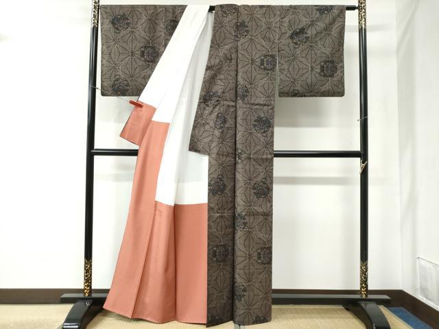 平和屋着物●本場大島紬 7マルキ 麻の葉更紗花文 正絹 逸品 CABB4524yc