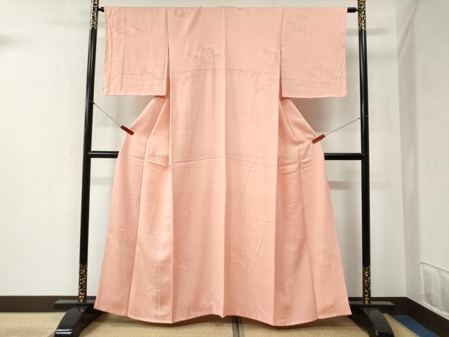 平和屋着物●上質な色無地 雲重ね御所車吉祥地紋 珊瑚色 正絹 逸品 未使用 CABB4538yc