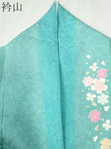 平和屋着物●豪華振袖　舞蝶牡丹花文　ラメ糸　暈し染め　銀通し地　正絹　逸品　CABB4560yc