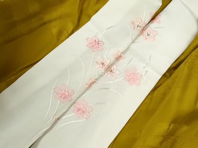 平和屋着物●長襦袢　無双仕立て　霞破れ色紙花車地紋　金色　半衿刺繍　正絹　逸品　CABB4572yc