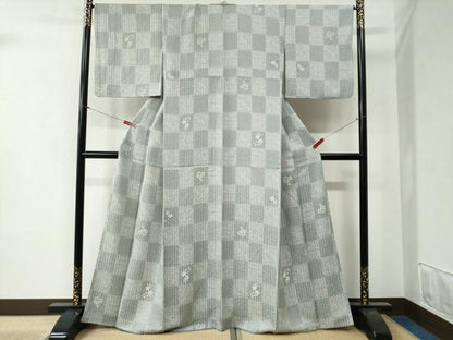 平和屋着物●上質な小紋　市松舞花文　金彩　正絹　逸品　CABB4576yc