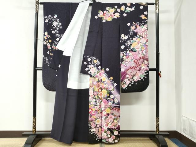 平和屋着物●豪華振袖　駒刺繍　鬘帯吉祥草花文　暈し染め　金通し地　京都きもの友禅扱い　正絹　逸品　CABB4578yc