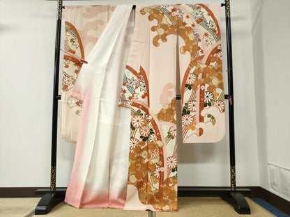 平和屋着物●豪華振袖　作家物　駒刺繍　立波花唐草文　金彩　正絹　逸品　CABB4588yc