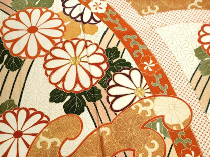 平和屋着物●豪華振袖　作家物　駒刺繍　立波花唐草文　金彩　正絹　逸品　CABB4588yc