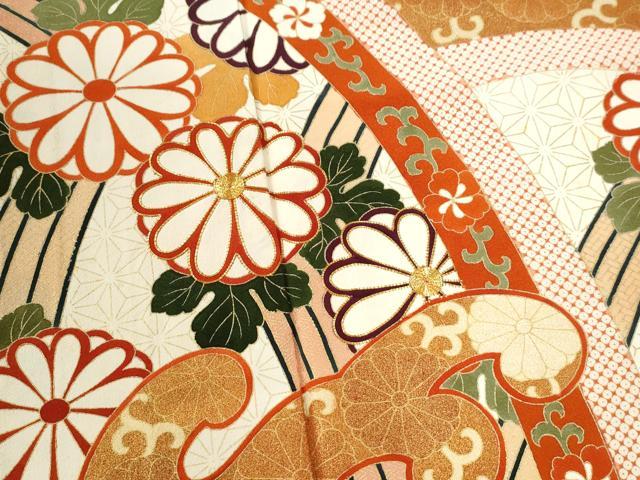 平和屋着物●豪華振袖　作家物　駒刺繍　立波花唐草文　金彩　正絹　逸品　CABB4588yc