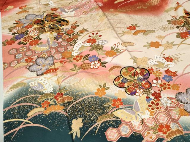 平和屋着物●豪華振袖 駒刺繍 吉祥花蝶文 暈し染め 金彩 正絹 逸品 CABB4590yc