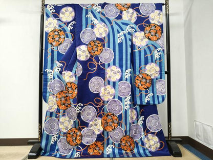 平和屋着物●豪華振袖　駒刺繍　立波吉祥文花丸文　金彩　正絹　逸品　CABB4606yc