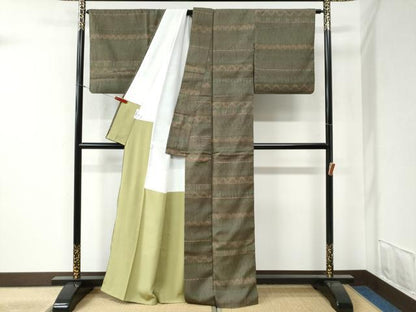 平和屋着物●上質な小紋　紬地　横段樹林吉祥文　正絹　逸品　CABB4611yc