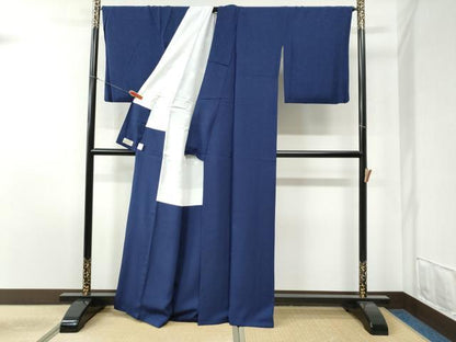 平和屋着物●上質な色無地　桐花地紋　深紫色　やまと金ラベル　正絹　逸品　CABB4617yc