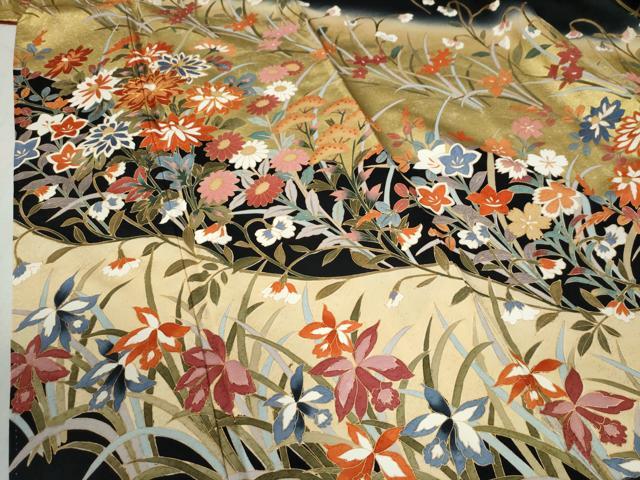 平和屋着物●豪華振袖 駒刺繍 花蝶文 暈し染め 黒地 金彩 正絹 逸品 CABB4621yc