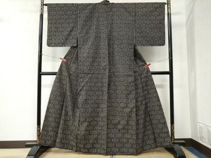 平和屋着物●本場大島紬 龍郷絣 秋名バラ 正絹 逸品 CABB4626yc