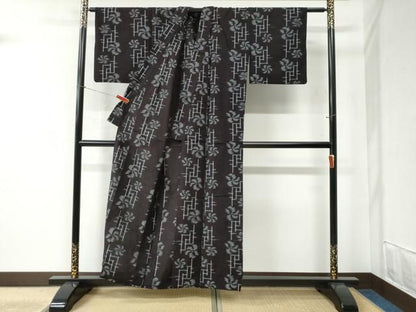 平和屋着物●久留米絣 単衣 舞花文 綿 逸品 CABB4652yc