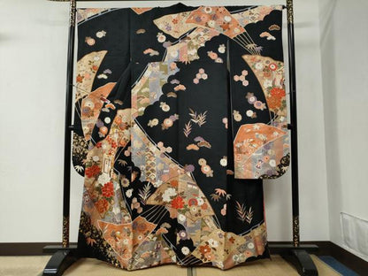 平和屋着物●豪華振袖 駒刺繍 扇面御所車鴛鴦牡丹花文 黒地 金彩 正絹 逸品 CABB4670yc