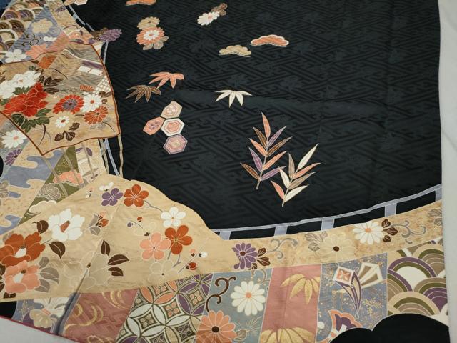 平和屋着物●豪華振袖 駒刺繍 扇面御所車鴛鴦牡丹花文 黒地 金彩 正絹 逸品 CABB4670yc