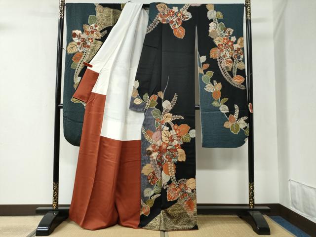 平和屋着物●豪華振袖　流水桐枝垂れ花文　黒地　金彩　正絹　逸品　CABB4672yc