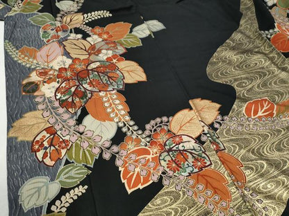 平和屋着物●豪華振袖　流水桐枝垂れ花文　黒地　金彩　正絹　逸品　CABB4672yc