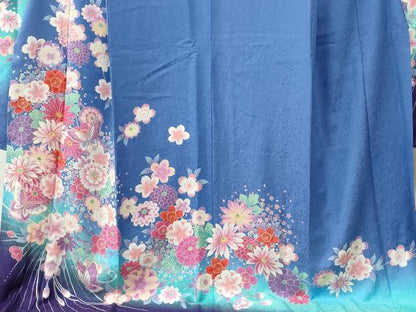 平和屋着物●豪華振袖 駒刺繍 花蝶文 暈し染め 金彩 正絹 逸品 CABB4673yc