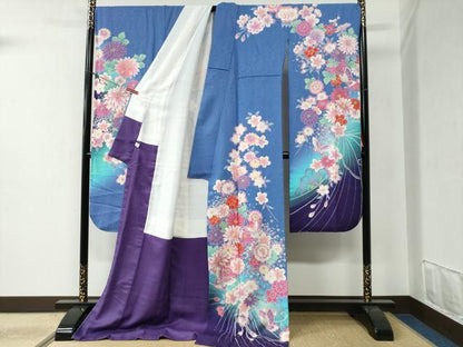 平和屋着物●豪華振袖 駒刺繍 花蝶文 暈し染め 金彩 正絹 逸品 CABB4673yc