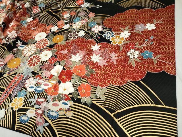 平和屋着物●豪華振袖　駒刺繍　雲取り流水枝垂れ花文　黒地　金彩　正絹　逸品　CABB4680yc