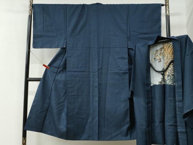 平和屋着物●男性 紬 アンサンブル 100亀甲 羽裏：虎 正絹 逸品 未使用 CABB4712yc