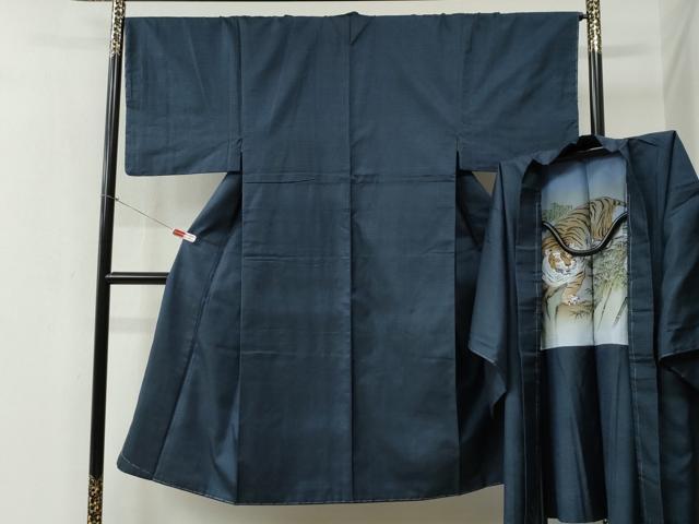 平和屋着物●男性 本場大島紬 アンサンブル 80亀甲 総詰め 羽裏：虎 正絹 逸品 未使用 CABB4748yc