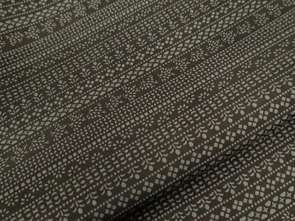 平和屋着物●男性 本場染大島紬 横段吉祥草花文 正絹 逸品 CABB4774yc