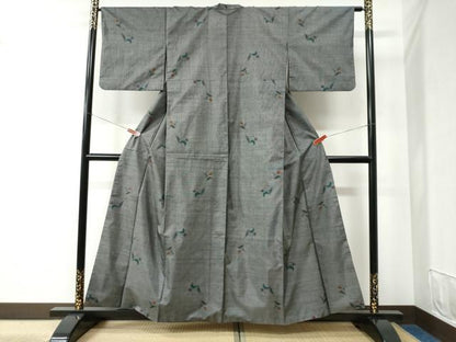 平和屋着物●本場大島紬 9マルキ 草花文 正絹 逸品 CABB4780yc