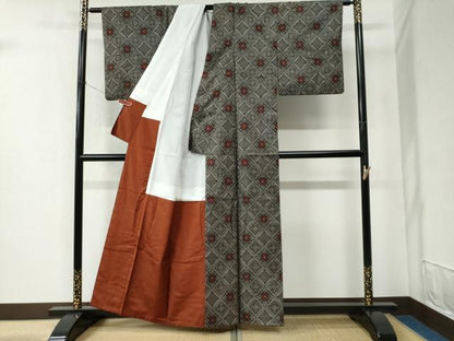 平和屋着物●本場大島紬　龍郷絣　証紙付き　正絹　逸品　CABB4792yc