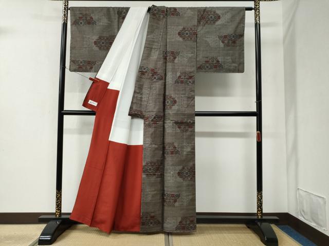 平和屋着物●本場大島紬 9マルキ エ霞吉祥花文 やまと誂製 正絹 逸品 未使用 CABB4798yc