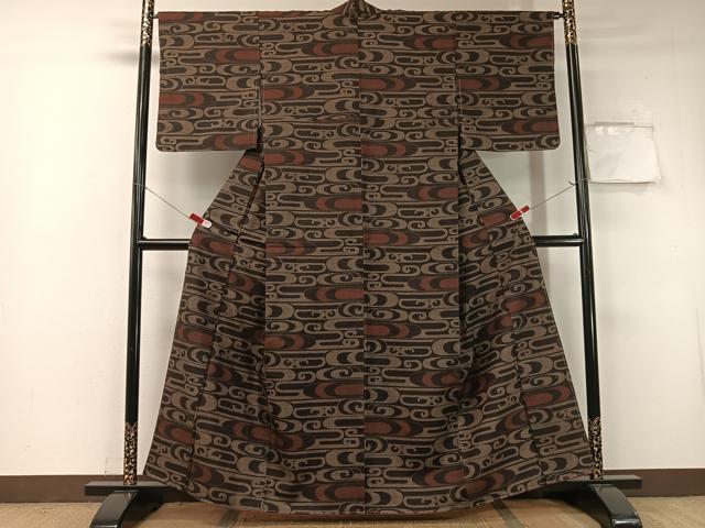 平和屋着物●上質な紬　光琳水　黒地　正絹　逸品　未使用　CABB4808vp