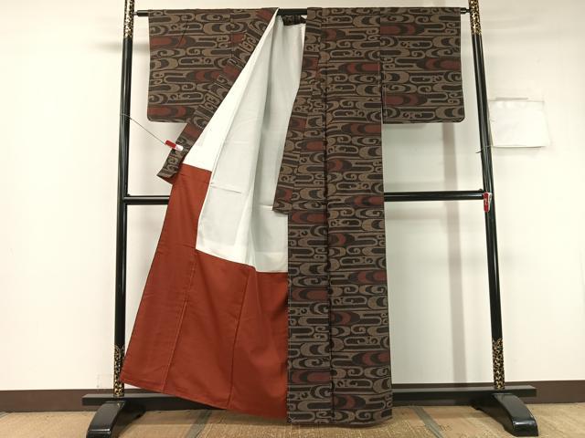 平和屋着物●上質な紬　光琳水　黒地　正絹　逸品　未使用　CABB4808vp