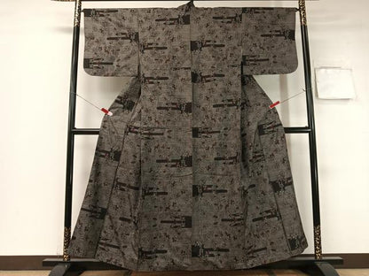 平和屋着物●本場大島紬 9マルキ 霞枝花文 正絹 逸品 CABB4897vp