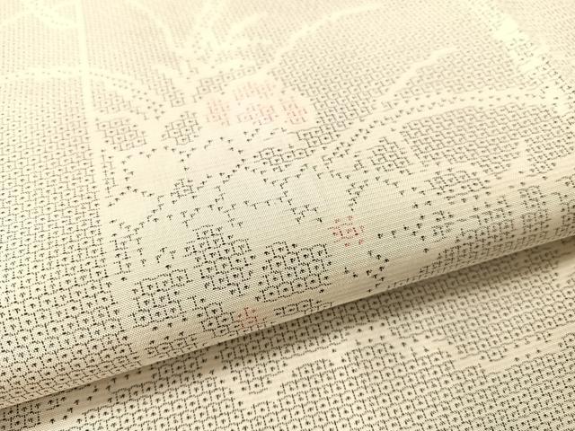 平和屋着物●本場大島紬 白大島 120亀甲 霞花文 正絹 逸品 CABB4951vp