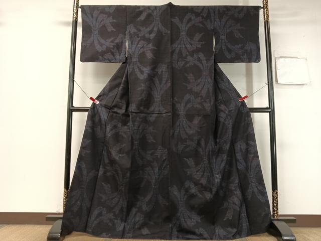 平和屋着物●本場結城紬 重要無形文化財 80亀甲 束ね熨斗文 正絹 逸品 CABB5030vp
