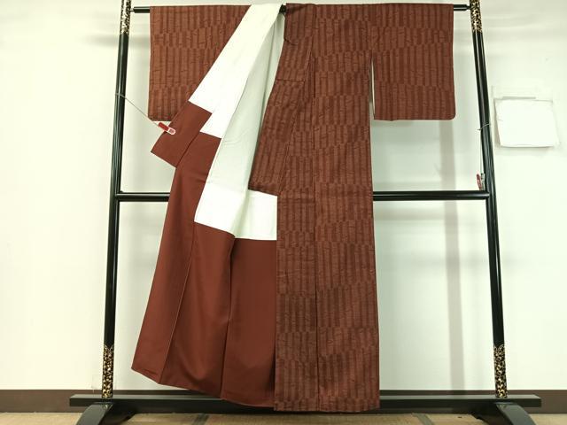 平和屋着物●本場結城紬 重要無形文化財 80亀甲 竹並び 反端付き 正絹 逸品 未使用 CABB5036vp