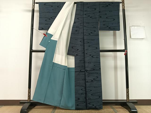 平和屋着物●結城紬　100亀甲　流水文　伊勢丹扱い　正絹　逸品　CABB5101vp